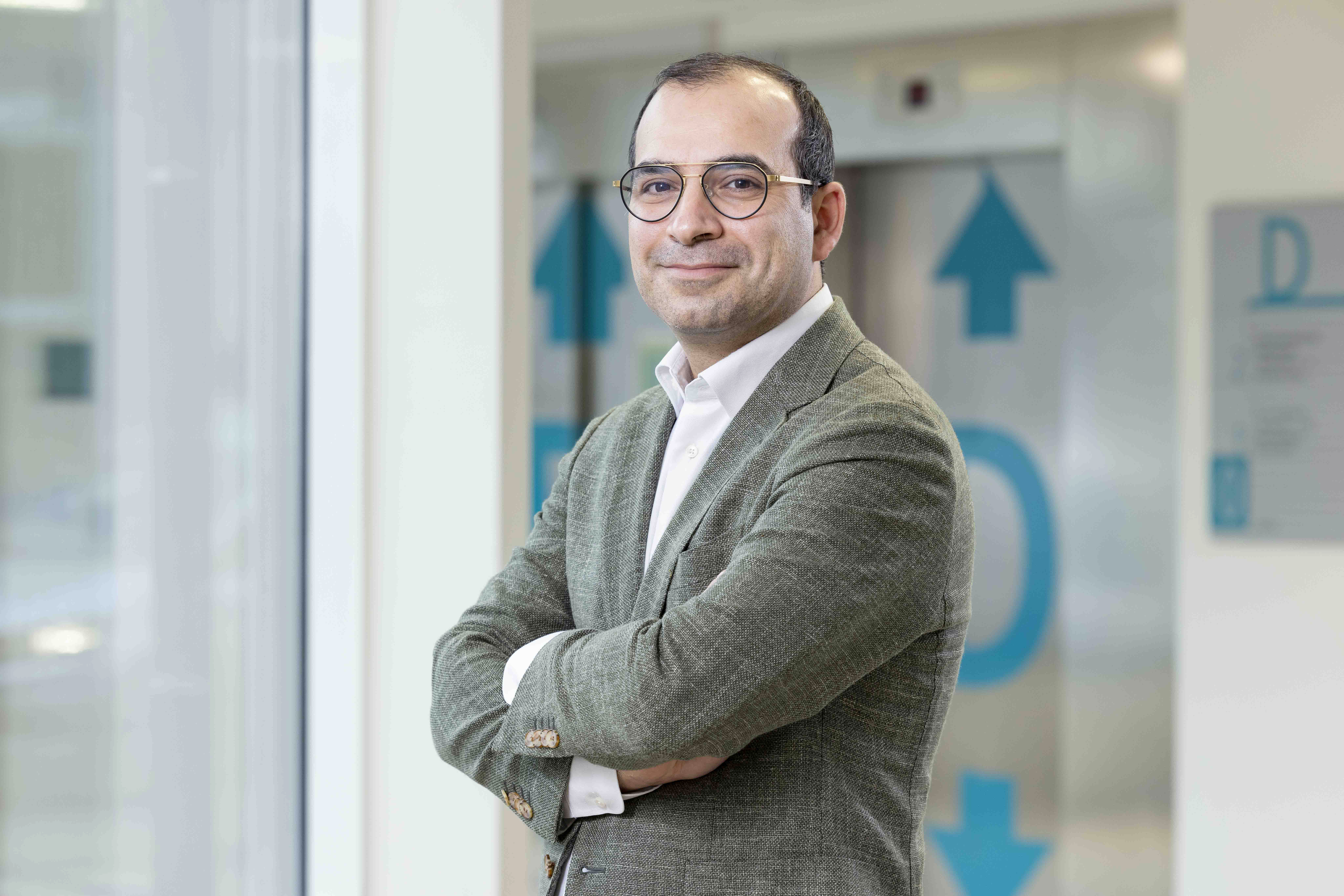 Dr. David Arashvand